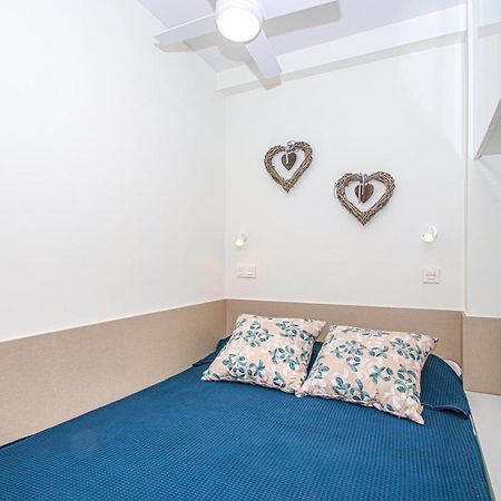 Stylish Studio For Rent With Fantastic Location In Marbella Promenade. المظهر الخارجي الصورة